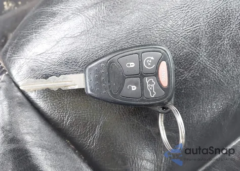 2011 Chrysler 200 Limited из США, поврежденный, VIN 1C3BC2FG5BN611149